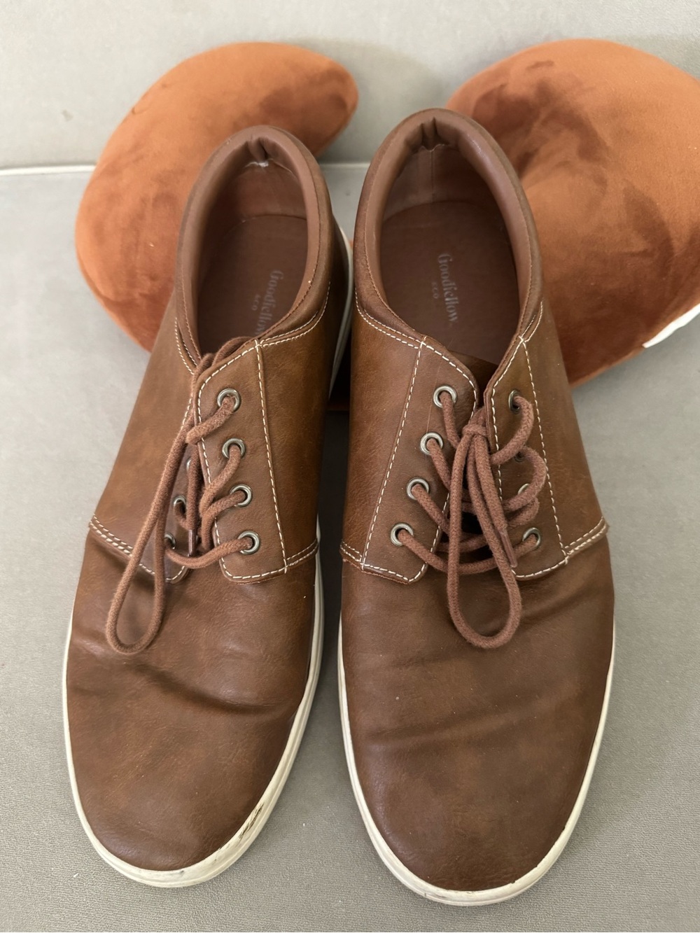 GoodFellow & Co Casual Brown Leather Lace-Up Sneakers